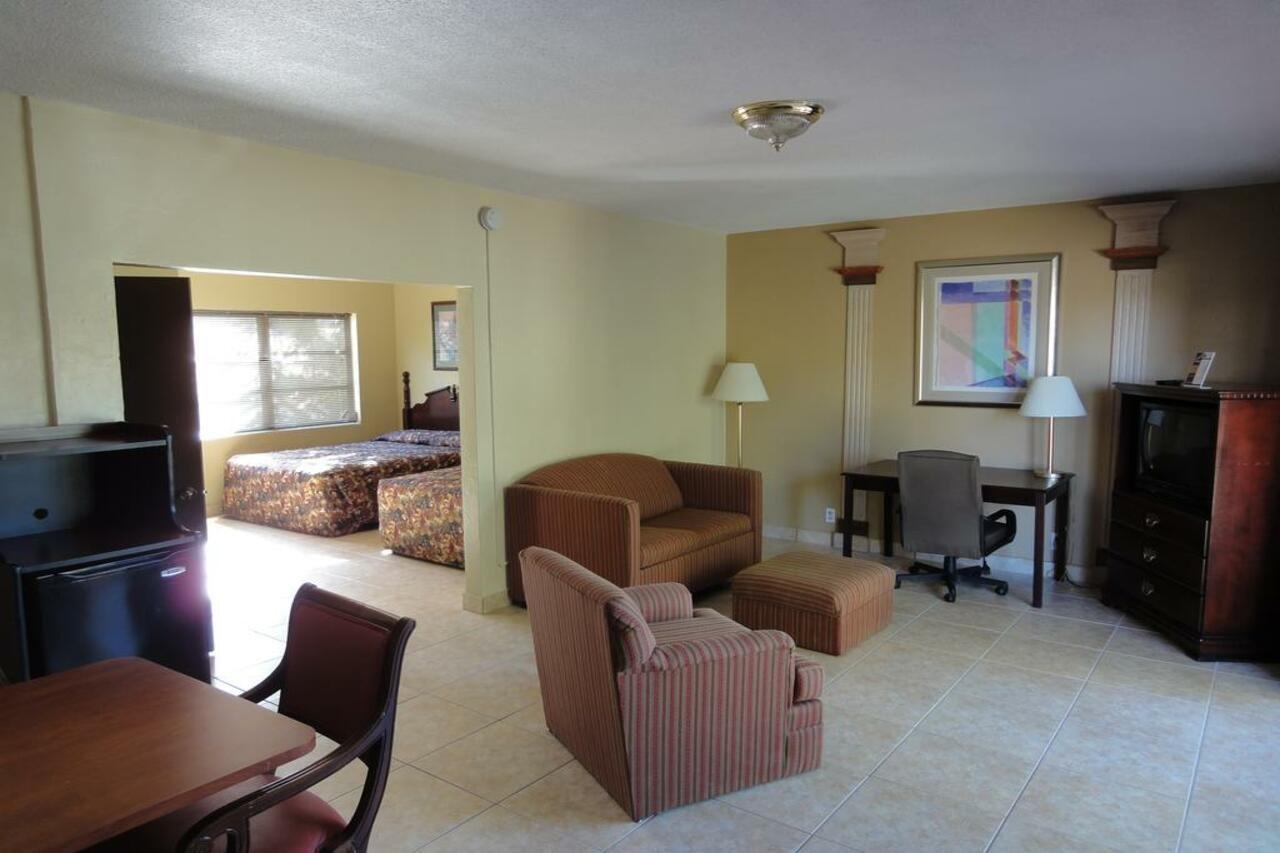 Oceans Beach Resort & Suites Pompano Beach Exterior foto